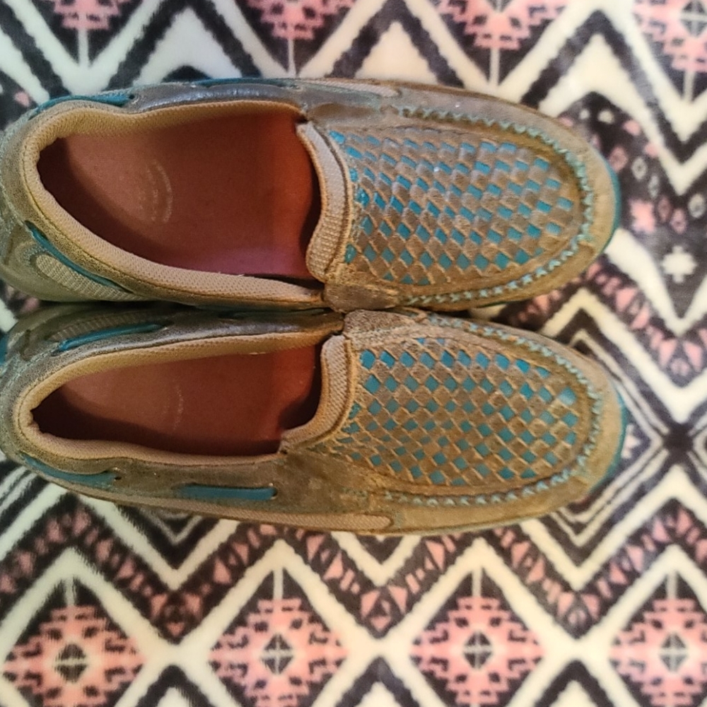 Twisted X slip ons